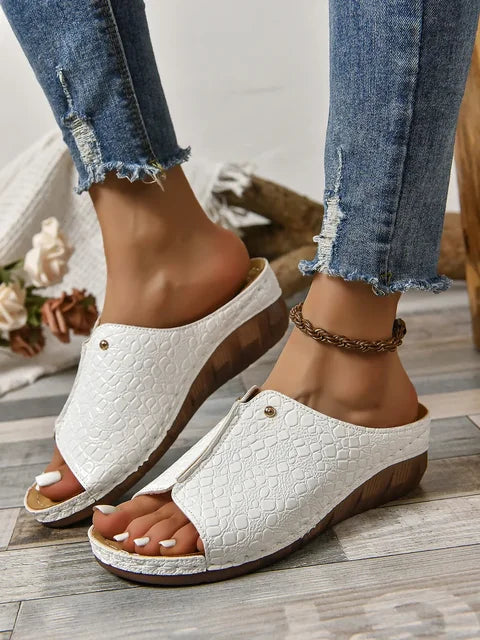 Paola™ - Klassieke Orthopedische Sleehak Sandalen